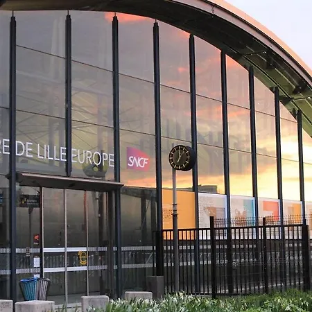 아파트 Quiet One-bedroom Flat Close To The Metro 릴